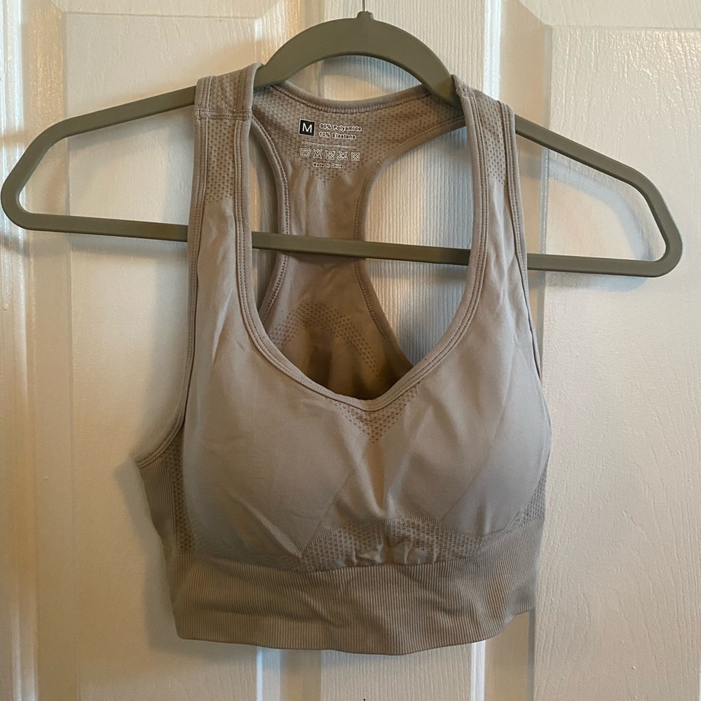 Sports bra